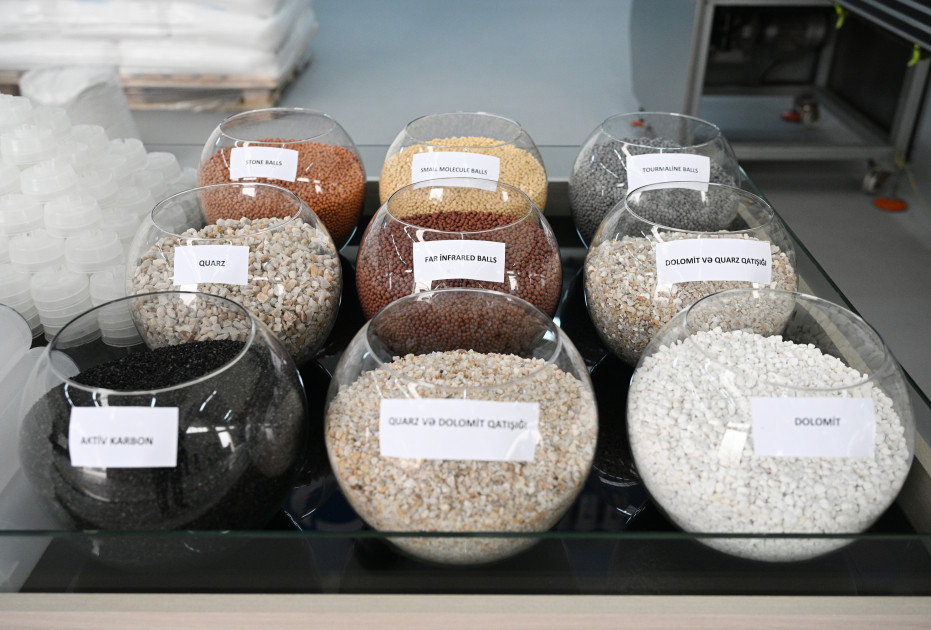 Sabirabadda su filtrlərinin istehsalı müəssisəsinin fəaliyyəti ilə tanışlıq<font color=red> - FOTOLAR</font>