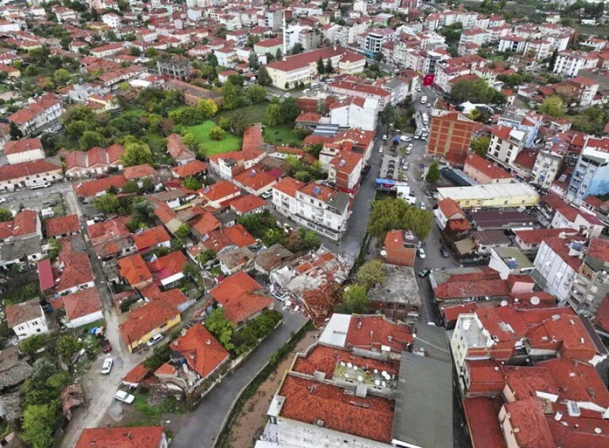 Türkiyədə baş verən zəlzələnin fəsadları aradan qaldırılır<font color=red> - FOTOLAR</font>