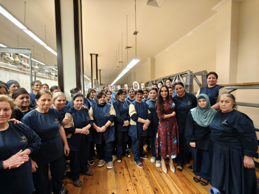 “Azərxalça” ASC Şuşa məscidi üçün dünya xalçaçılıq tarixinin ən böyük dairəvi xalçasını hazırlayır<font color=red> - FOTOLAR</font>