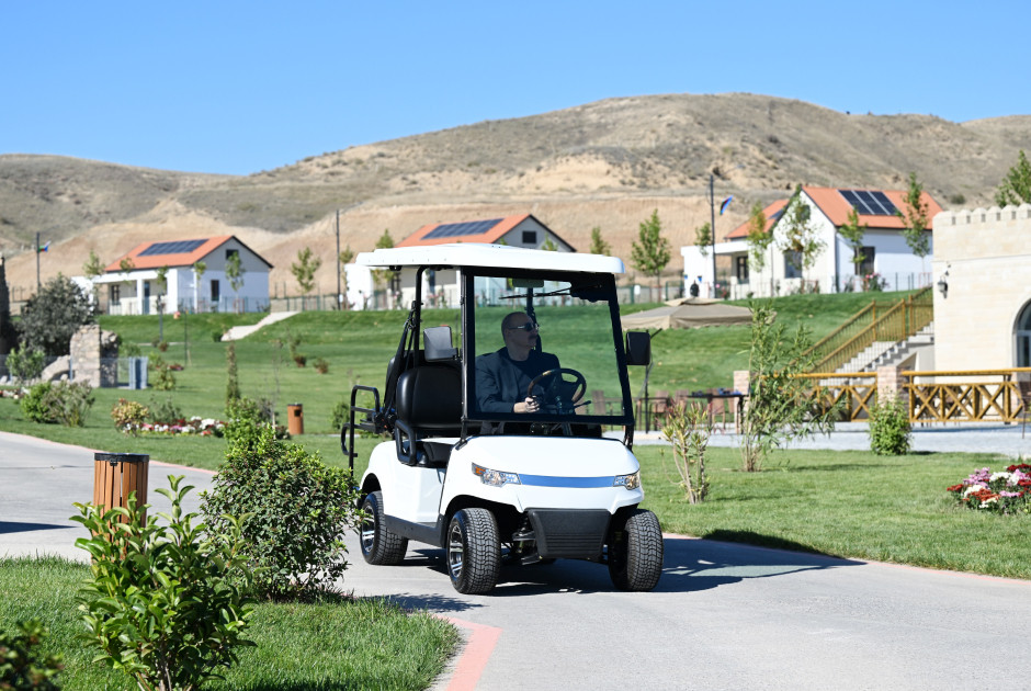 Prezident İlham Əliyev Cəbrayıl rayonunun Horovlu kəndinin birinci mərhələsinin açılışında iştirak edib<font color=red> - FOTOLAR</font>