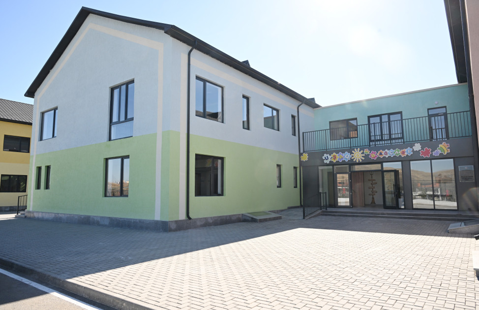 Prezident İlham Əliyev Cəbrayıl rayonunun Horovlu kəndinin birinci mərhələsinin açılışında iştirak edib<font color=red> - FOTOLAR</font>