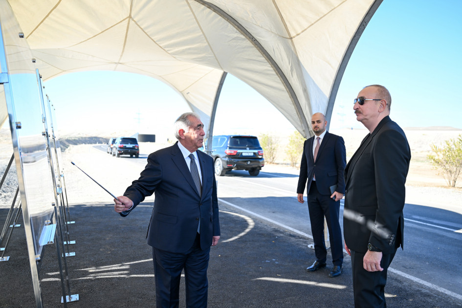 Prezident İlham Əliyev Cəbrayıl rayonunda “Şəfəq” Günəş Elektrik Stansiyasına gedən avtomobil yolunun açılışında iştirak edib<font color=red> - FOTOLAR</font>
