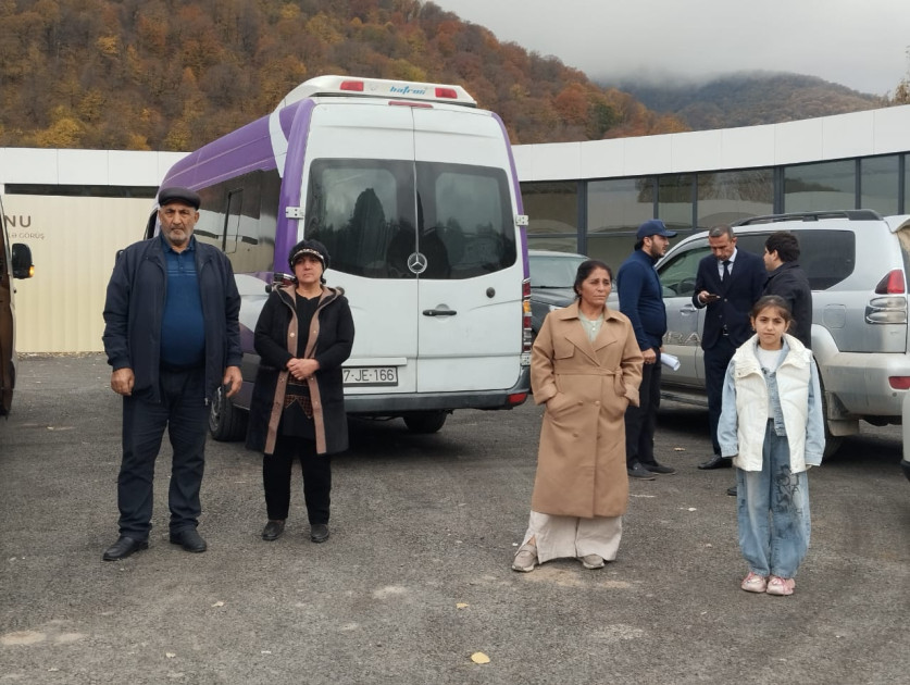 Ağdərənin Vəngli kəndinə növbəti köç olub<font color=red> - FOTOLAR</font>