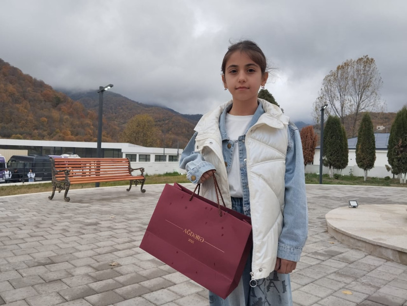 Ağdərənin Vəngli kəndinə növbəti köç olub<font color=red> - FOTOLAR</font>