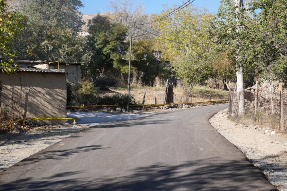 Naxçıvanda cari ilin 9 ayında 54,75 kilometr avtomobil yolu əsaslı təmir olunub<font color=red> - FOTOLAR</font>