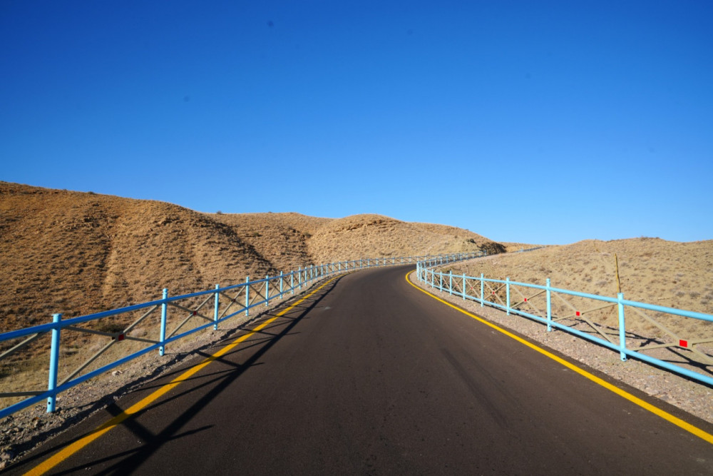 Naxçıvanda cari ilin 9 ayında 54,75 kilometr avtomobil yolu əsaslı təmir olunub<font color=red> - FOTOLAR</font>