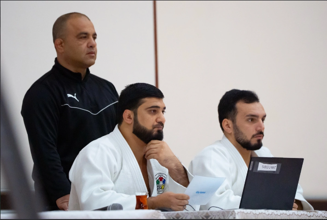 Naxçıvanda kəmər dərəcələri üzrə rəsmi imtahan keçirilib<font color=red> - FOTOLAR</font>