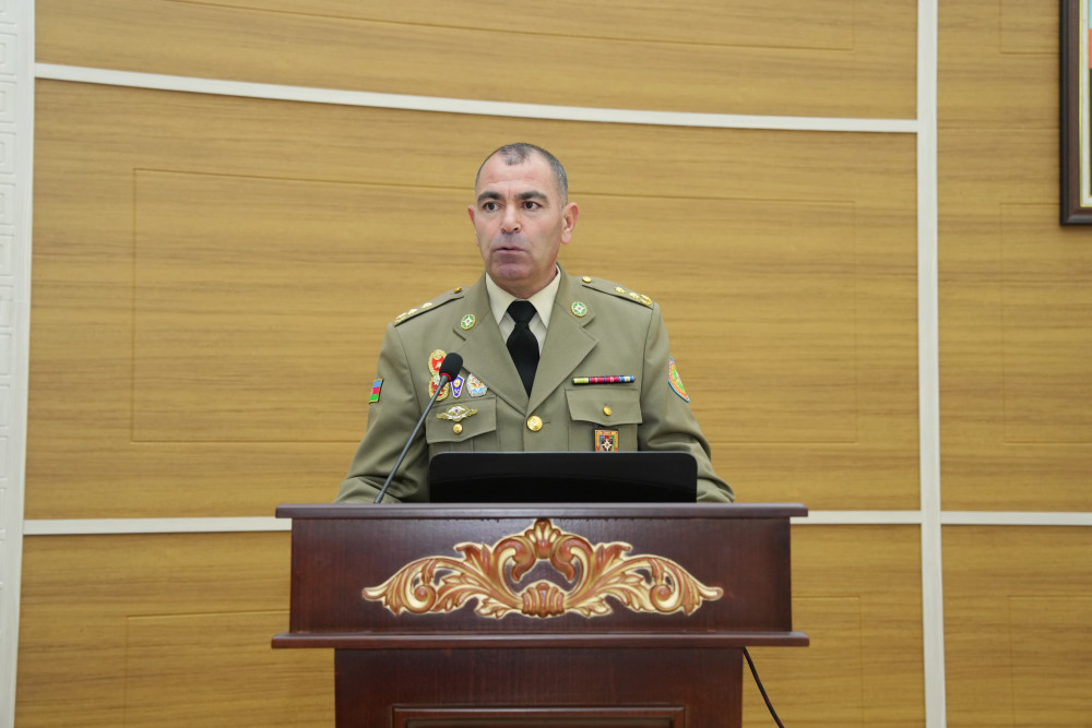 FHN Naxçıvan Dövlət Universitetinin nəzdində Gimnaziyada təlim keçirib<font color=red> - FOTOLAR</font>