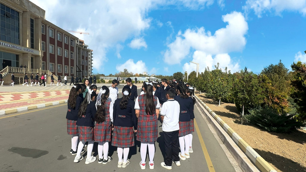 FHN Naxçıvan Dövlət Universitetinin nəzdində Gimnaziyada təlim keçirib<font color=red> - FOTOLAR</font>