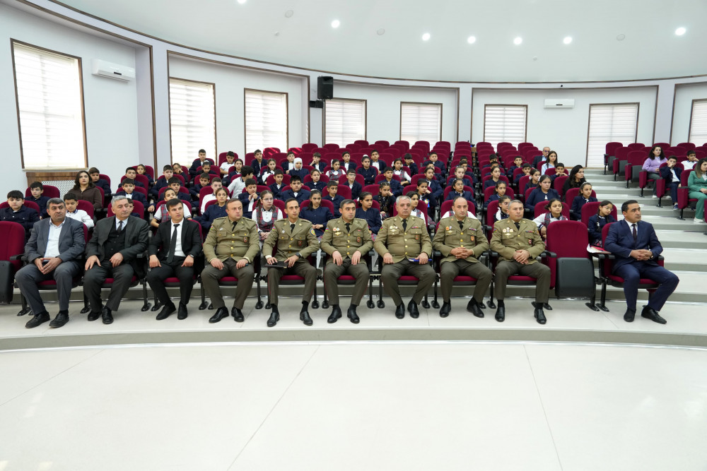 FHN Naxçıvan Dövlət Universitetinin nəzdində Gimnaziyada təlim keçirib<font color=red> - FOTOLAR</font>