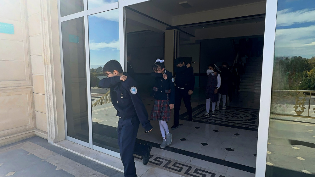 FHN Naxçıvan Dövlət Universitetinin nəzdində Gimnaziyada təlim keçirib<font color=red> - FOTOLAR</font>