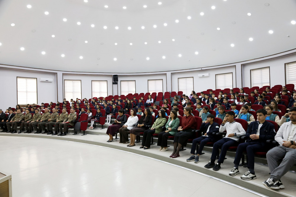 FHN Naxçıvan Dövlət Universitetinin nəzdində Gimnaziyada təlim keçirib<font color=red> - FOTOLAR</font>