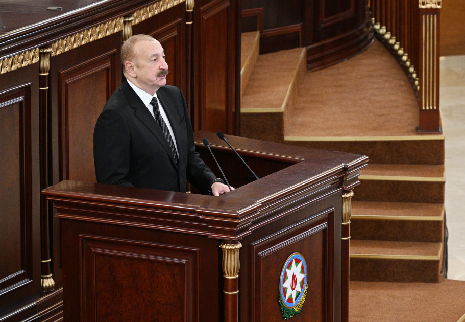 AMEA-nın 80 illik yubiley yığıncağı keçirilib, Prezident İlham Əliyev tədbirdə çıxış edib<font color=red> - FOTOLAR</font>