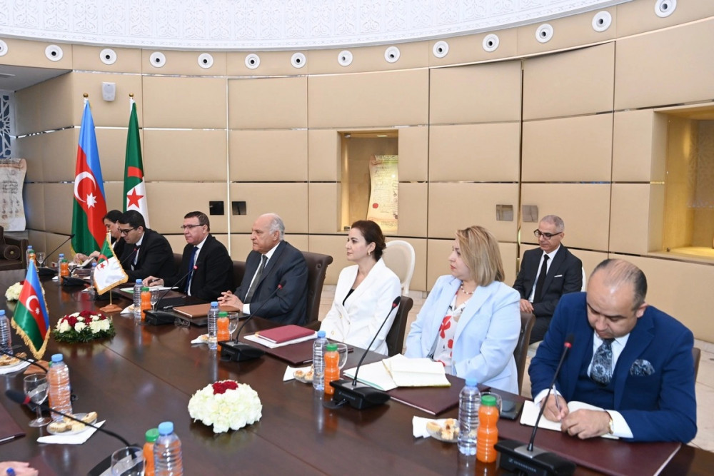 Azərbaycan və Əlcəzair XİN başçıları arasında görüş keçirilib<font color='red'> - YENİLƏNİB</font><font color=red> - FOTOLAR</font>