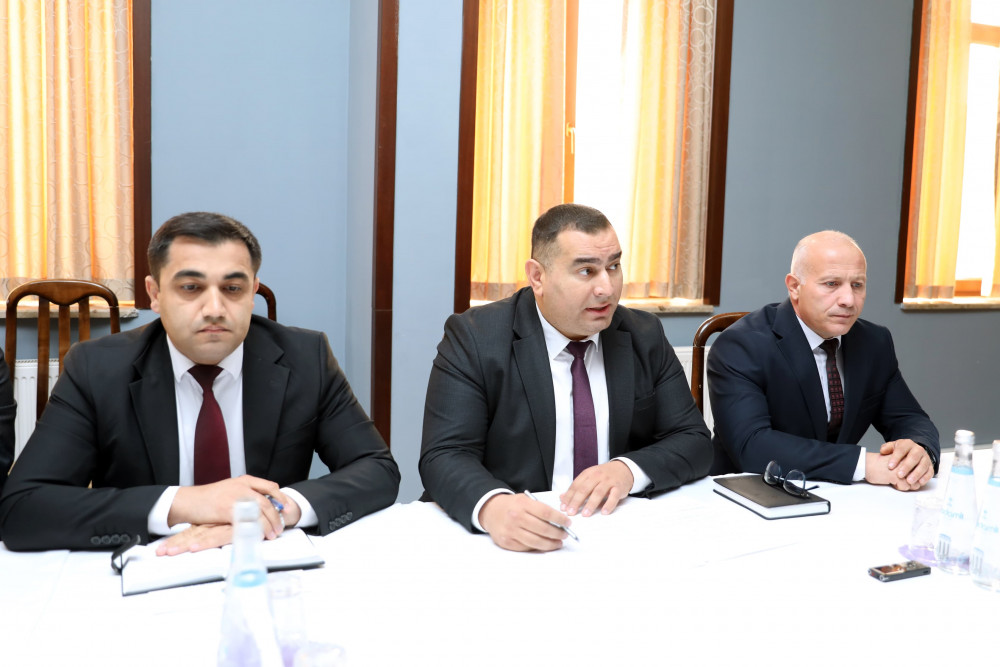 Ali Məclisin Hüquq siyasəti komitəsinin iclası keçirilib<font color=red> - FOTOLAR</font>