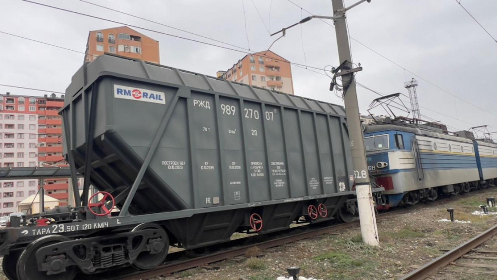 Azərbaycandan tranzit keçməklə buğda yüklü qatar Ermənistana gedib<font color=red> - FOTOLAR</font>