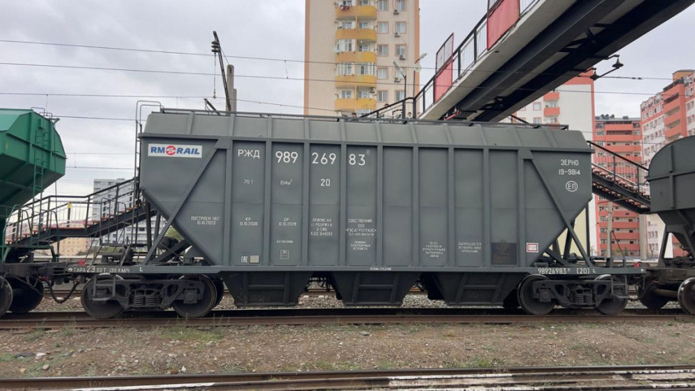 Azərbaycandan tranzit keçməklə buğda yüklü qatar Ermənistana gedib<font color=red> - FOTOLAR</font>