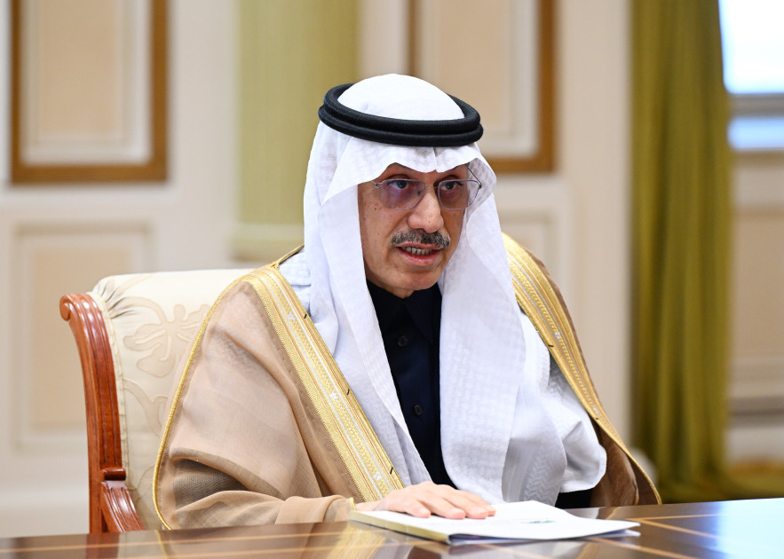 Prezident İlham Əliyev Ərəb Koordinasiya Qrupuna daxil olan üzv qurumların rəhbər şəxslərindən ibarət nümayəndə heyətini qəbul edib<font color=red> - FOTOLAR</font>