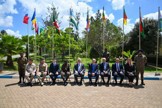 Azərbaycan və Keniya minatəmizləmə sahəsində təcrübələrini bölüşüb<font color=red> - FOTOLAR</font>