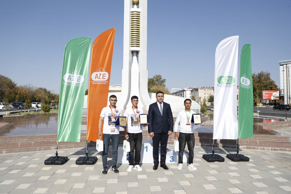 Naxçıvanda “Zəfər qaçışı” keçirilib<font color=red> - FOTOLAR</font>