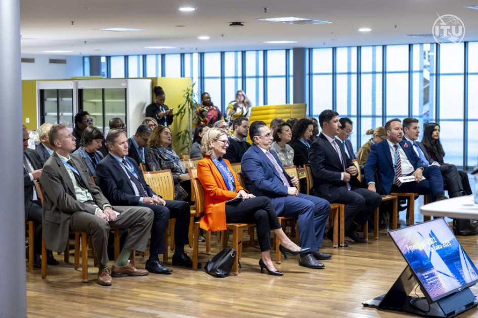 Azərbaycan Cenevrədə WTDC-25 ilə bağlı diplomatik brifinqdə təmsil olunub<font color=red> - FOTOLAR</font>