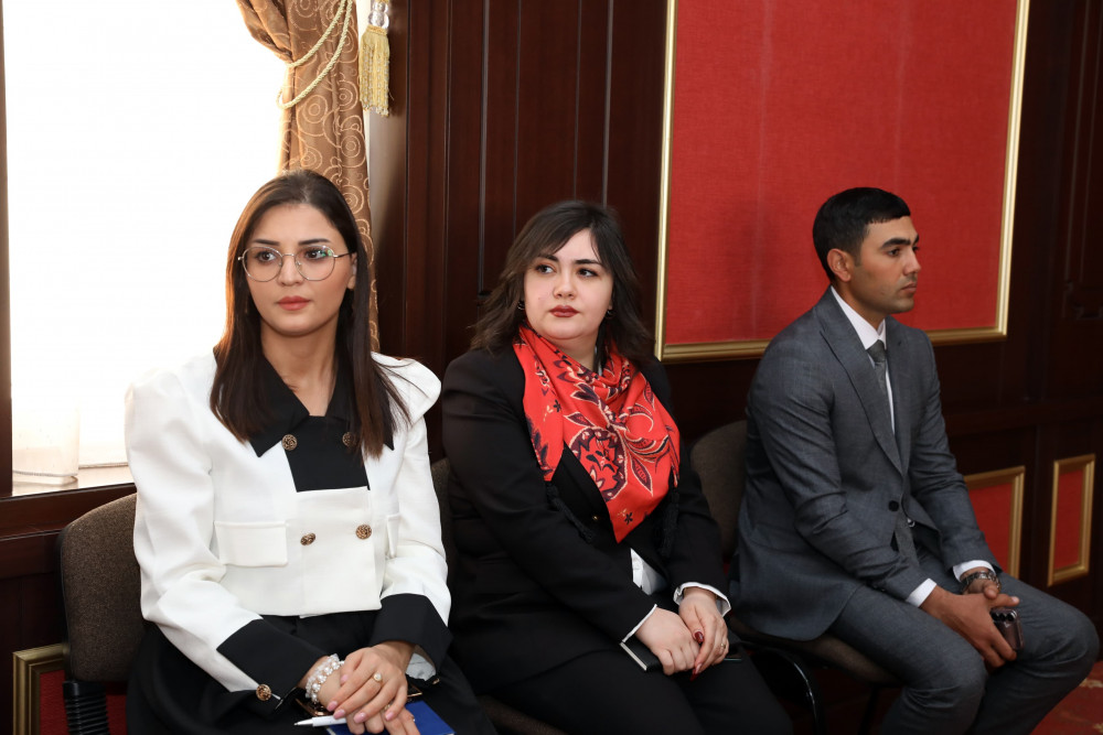 Naxçıvanda fəaliyyət göstərən bir sıra dövlət orqanlarının (qurumlarının) mətbuat xidmətlərinin nümayəndələri üçün təlim keçilib<font color=red> - FOTOLAR</font>