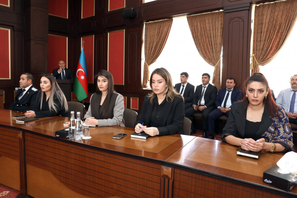 Naxçıvanda fəaliyyət göstərən bir sıra dövlət orqanlarının (qurumlarının) mətbuat xidmətlərinin nümayəndələri üçün təlim keçilib<font color=red> - FOTOLAR</font>