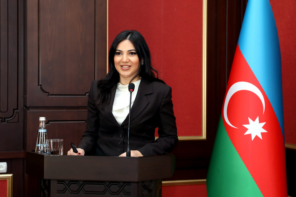 Naxçıvanda fəaliyyət göstərən bir sıra dövlət orqanlarının (qurumlarının) mətbuat xidmətlərinin nümayəndələri üçün təlim keçilib<font color=red> - FOTOLAR</font>