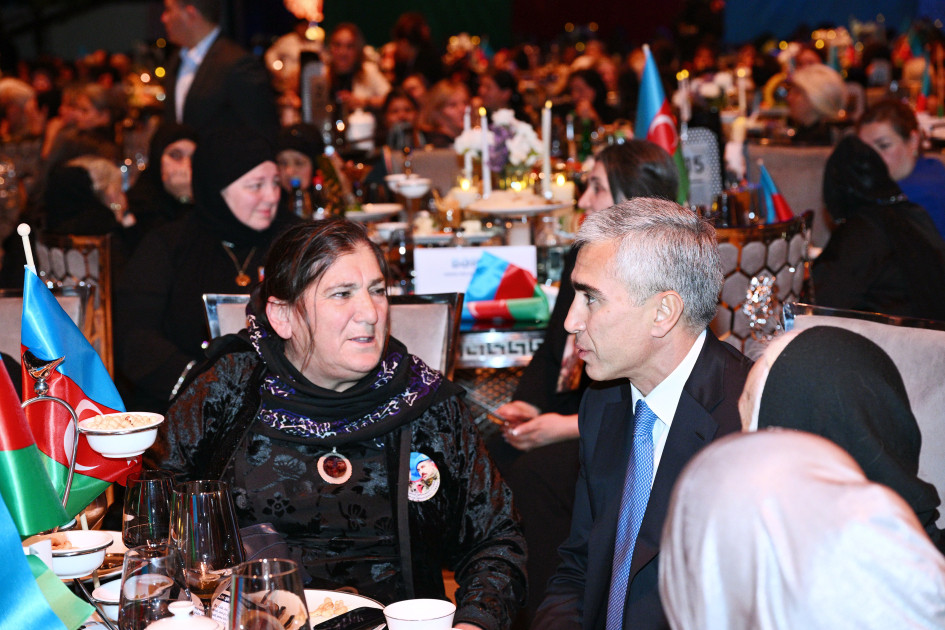 Şəhid analarının iştirakı ilə Vətən müharibəsində Zəfərin 5 illiyinə həsr olunmuş tədbir keçirilib<font color=red> - FOTOLAR</font>