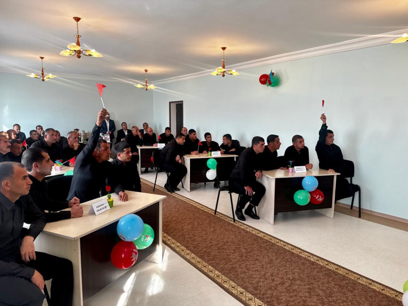 Naxçıvanda məhkumlar arasında intellektual oyun keçirilib<font color=red> - FOTOLAR</font>