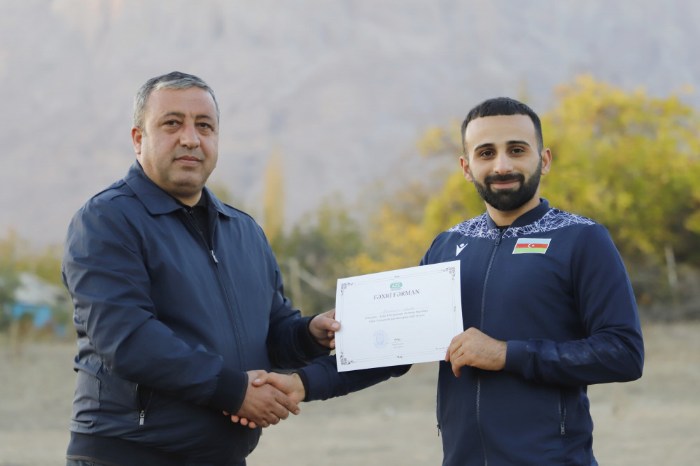 Naxçıvanda Zəfər Günü münasibətilə Hacadağa zirvə yürüşü təşkil olunub<font color=red> - FOTOLAR</font>