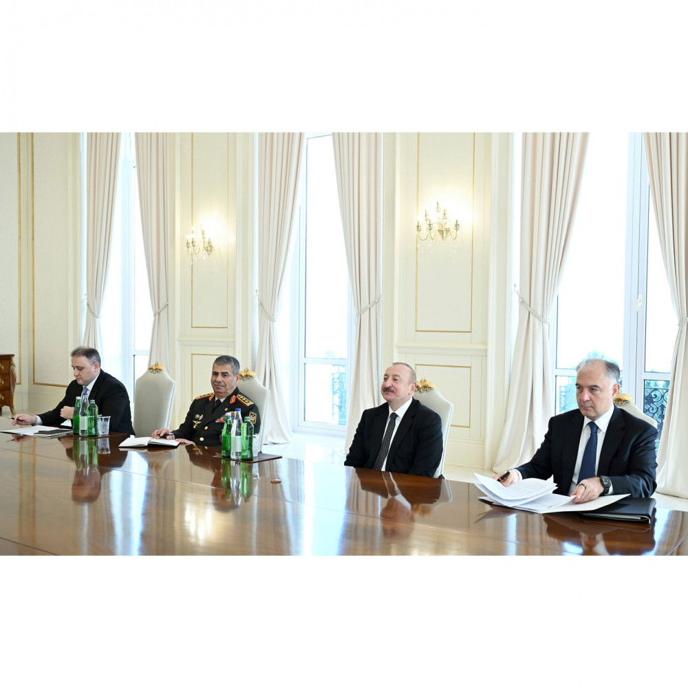 İlham Əliyev Slovakiya Baş nazirinin müavininin başçılıq etdiyi nümayəndə heyətini qəbul edib<font color=red> - FOTOLAR</font>