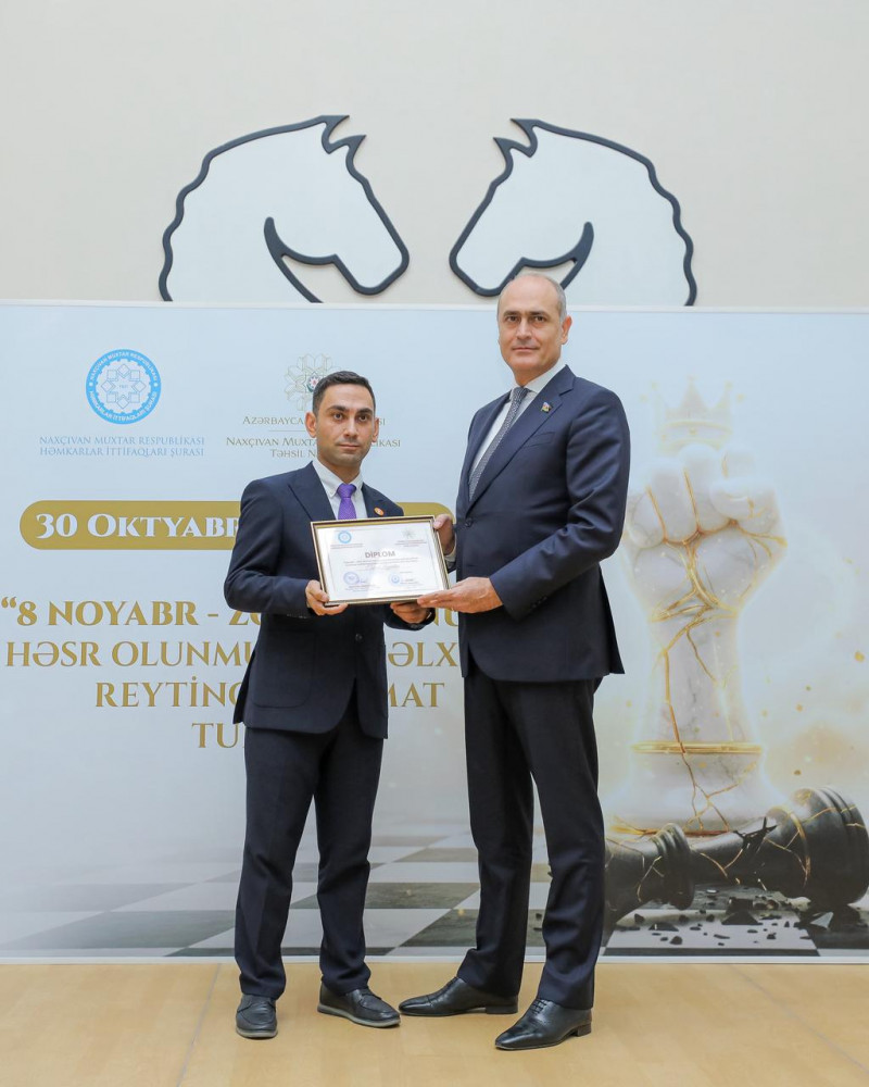 Naxçıvanda 8 Noyabr – Zəfər Gününə həsr olunmuş  beynəlxalq reytinqli şahmat turnirində qalib olan  şahmatçıların mükafatlandırma tədbiri keçirilib<font color=red> - FOTOLAR</font>