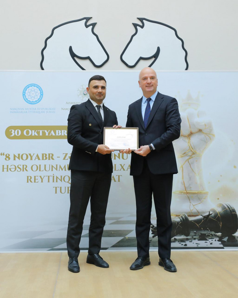 Naxçıvanda 8 Noyabr – Zəfər Gününə həsr olunmuş  beynəlxalq reytinqli şahmat turnirində qalib olan  şahmatçıların mükafatlandırma tədbiri keçirilib<font color=red> - FOTOLAR</font>