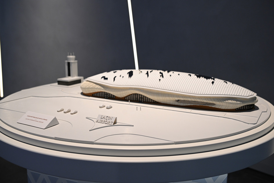 Bakıda Zəfər muzeyinin açılışı olub Prezident İlham Əliyev və birinci xanım Mehriban Əliyeva tədbirdə iştirak ediblər<font color=red> - FOTOLAR</font>