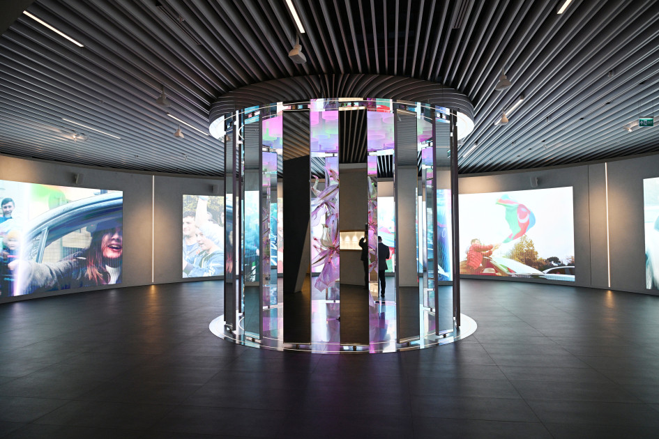 Bakıda Zəfər muzeyinin açılışı olub Prezident İlham Əliyev və birinci xanım Mehriban Əliyeva tədbirdə iştirak ediblər<font color=red> - FOTOLAR</font>