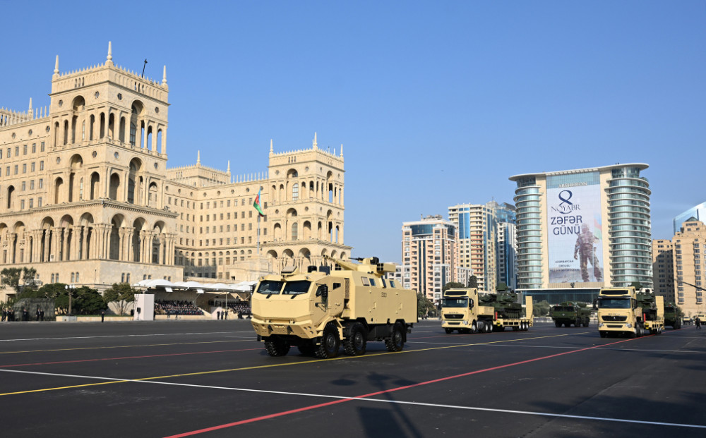 Bakıda Vətən müharibəsində Qələbənin beşinci ildönümünə həsr olunmuş Hərbi parad keçirilir <font color='red'> - YENİLƏNİB 3</font><font color=red> - FOTOLAR</font>