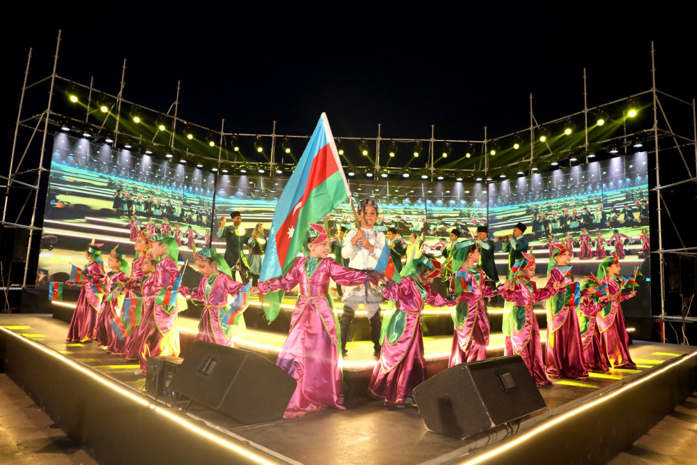 Naxçıvanda Zəfərin 5-ci ildönümü böyük coşqu ilə qeyd edilib<font color=red> - FOTOLAR</font>