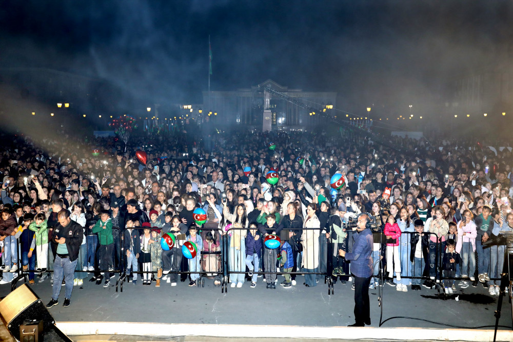 Naxçıvanda Zəfərin 5-ci ildönümü böyük coşqu ilə qeyd edilib<font color=red> - FOTOLAR</font>