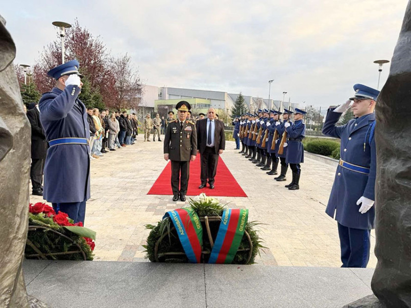 Azərbaycan müdafiə naziri Bosniya və Herseqovinaya səfər edib<font color=red> - FOTOLAR</font>