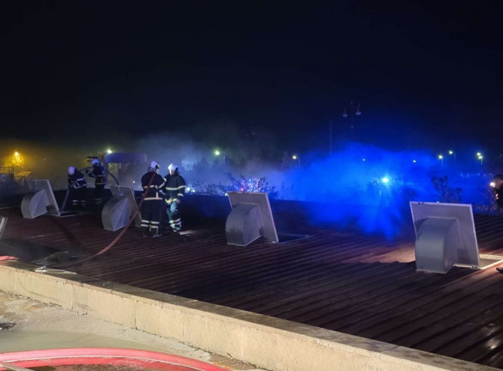 Naxçıvanda yanacaqdoldurma məntəqəsində yanğın başlayıb<font color=red> - FOTOLAR</font>