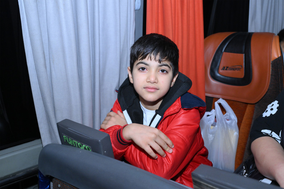 Zəngilan rayonunun Ağalı kəndinə növbəti köç karvanı yola salınıb<font color=red> - FOTOLAR</font>