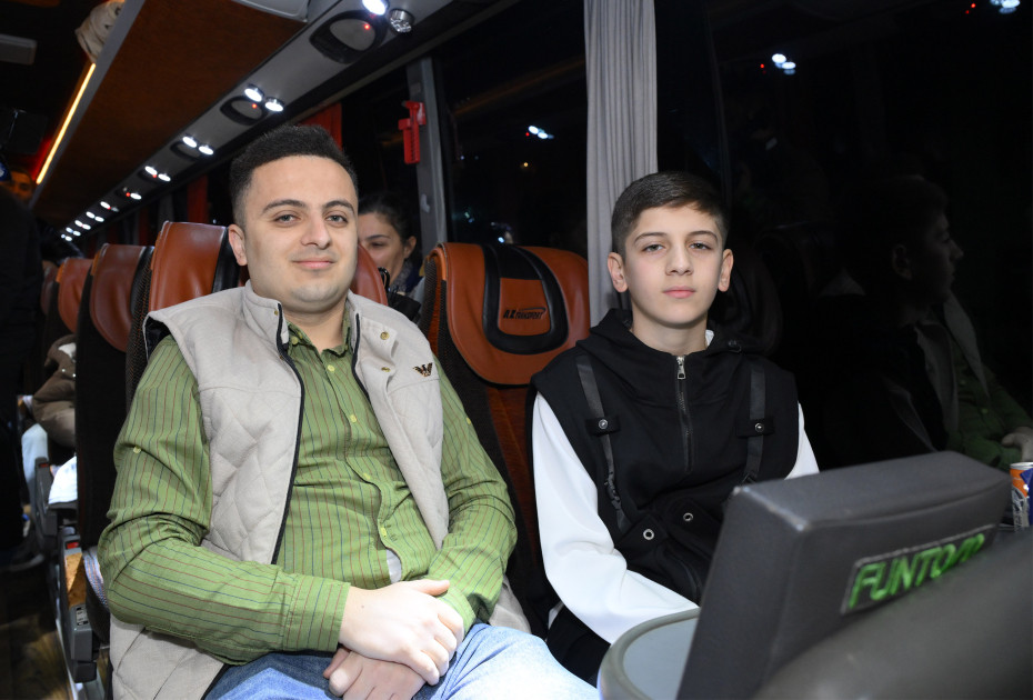 Zəngilan rayonunun Ağalı kəndinə növbəti köç karvanı yola salınıb<font color=red> - FOTOLAR</font>