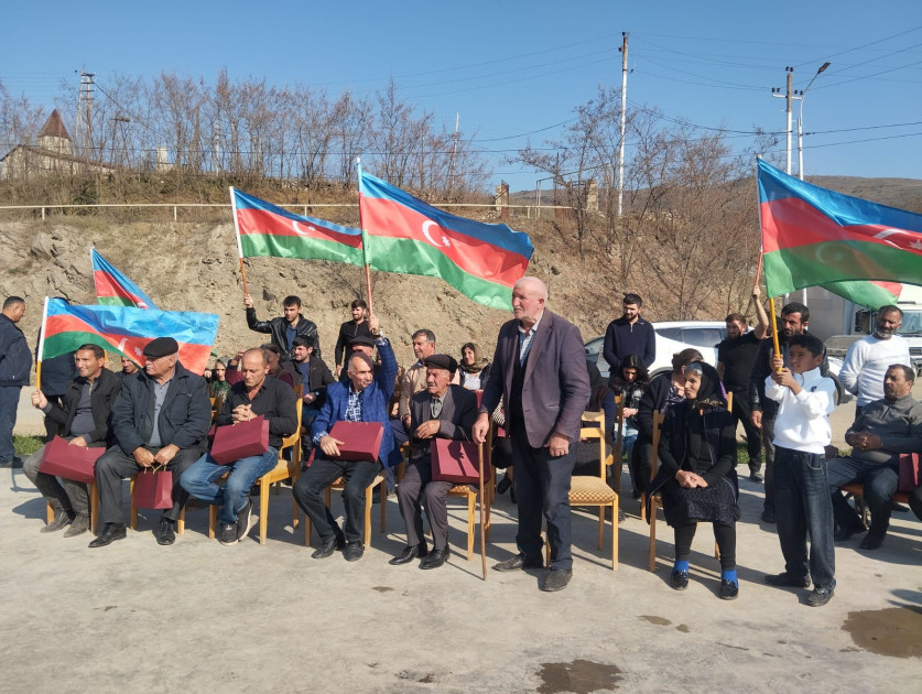 Xocalının Şuşakənd və Xanyurdu kəndlərinə növbəti köç olub <font color=red> - FOTOLAR</font>