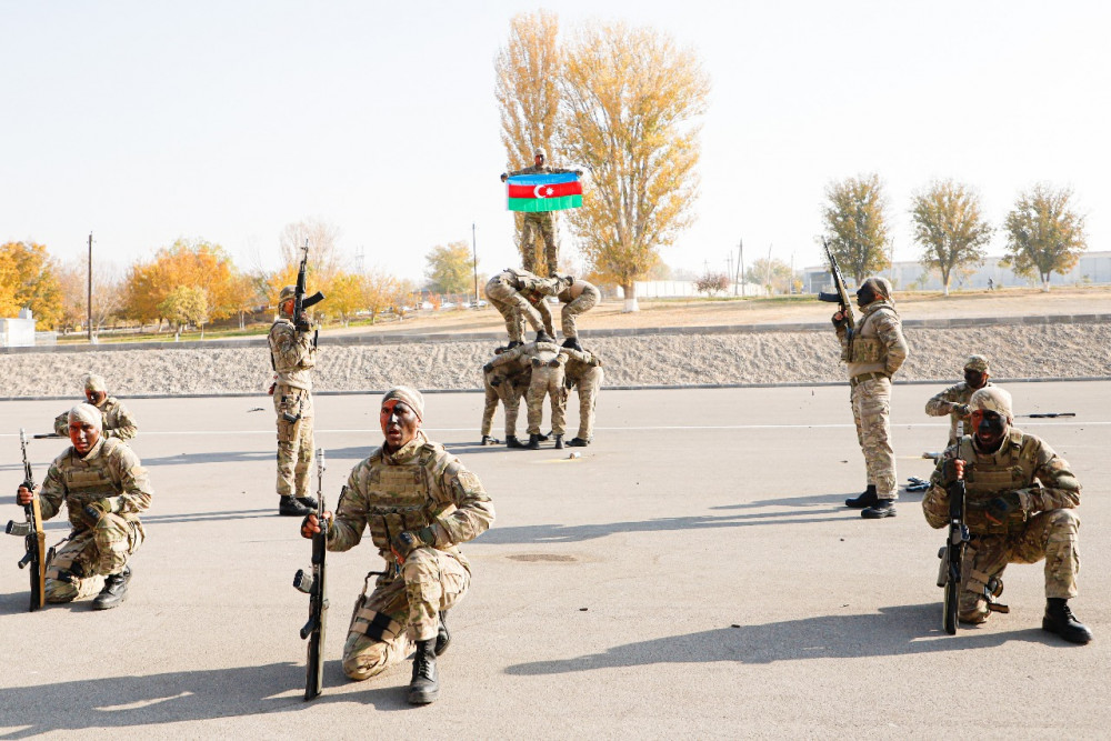 Naxçıvanda gənclərin hərbçilərlə ənənəvi görüşləri davam etdirilir<font color=red> - FOTOLAR</font>