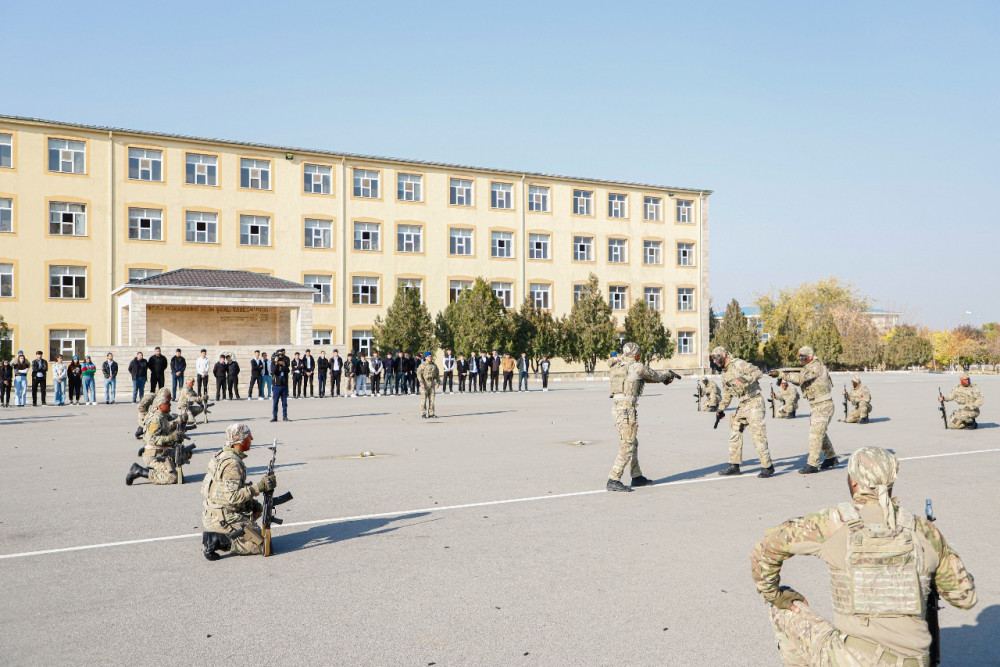 Naxçıvanda gənclərin hərbçilərlə ənənəvi görüşləri davam etdirilir<font color=red> - FOTOLAR</font>
