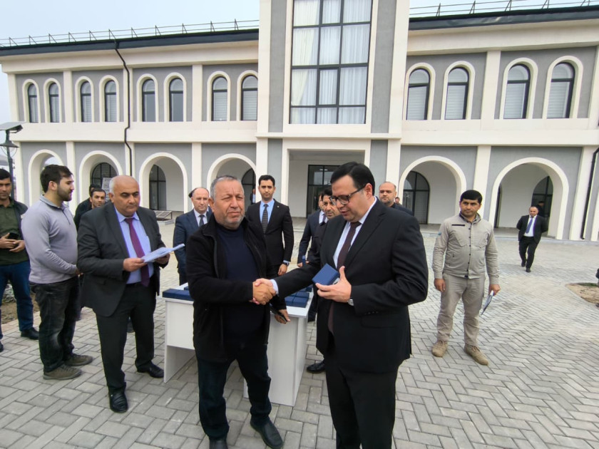 Böyük Qayıdış: Ağdamın Xıdırlı kəndində daha 50 ailəyə mənzillərin açarları təqdim olunub<font color=red> - FOTOLAR</font>