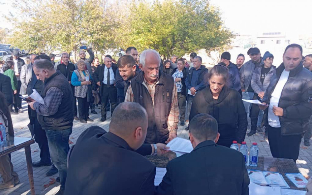 Horovlu kəndində daha 37 ailəyə evlərin açarları təqdim olunub<font color=red> - FOTOLAR</font>