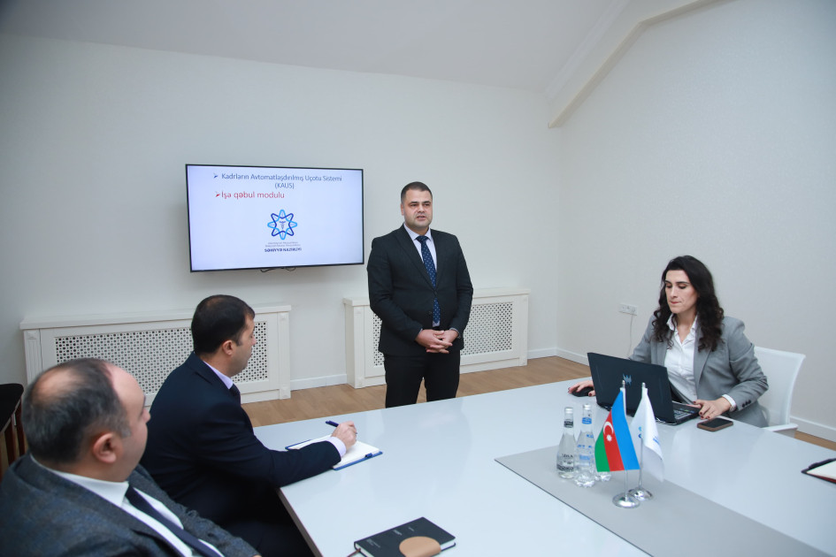 Naxçıvanda orta tibb işçilərinin işə qəbul prosesi elektron qaydada həyata keçirilir<font color=red> - FOTOLAR</font>