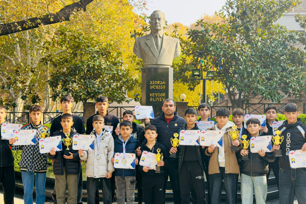 Naxçıvanlı kikbokçulardan 9-u Gürcüstanda keçirilən beynəlxalq turnirin qalibi olub<font color=red> - FOTOLAR</font>